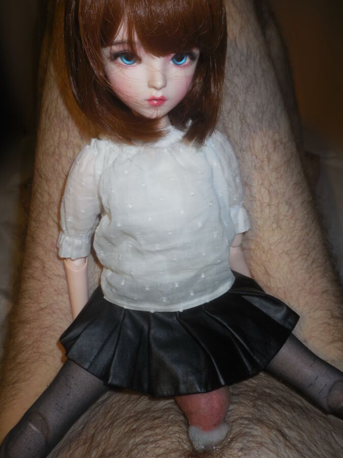 My bjd doll likes the taste of my cum