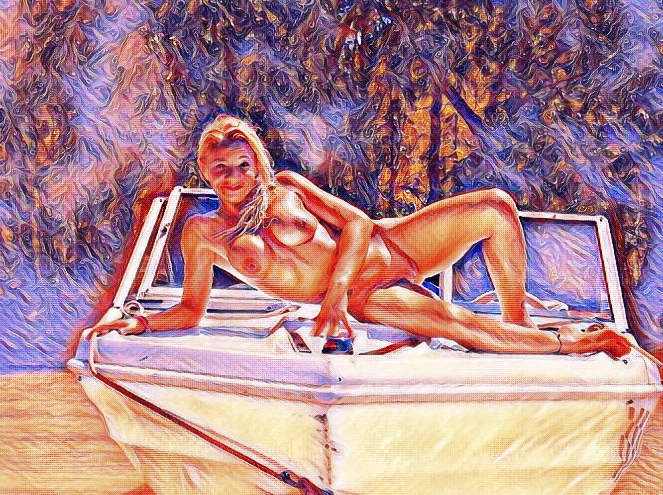 Love Horny girls on a boat#