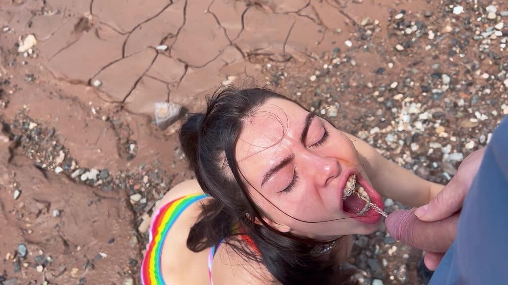 Piss drinking (includes art)