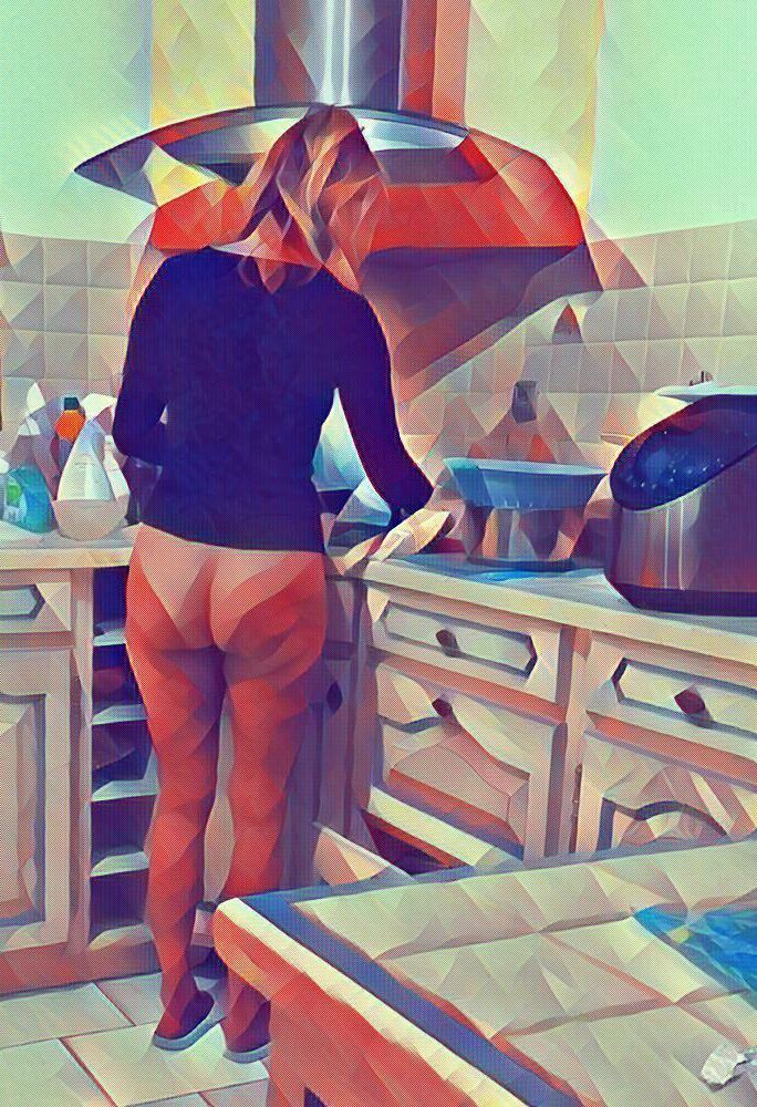 Hot ladies in the Kitchen#