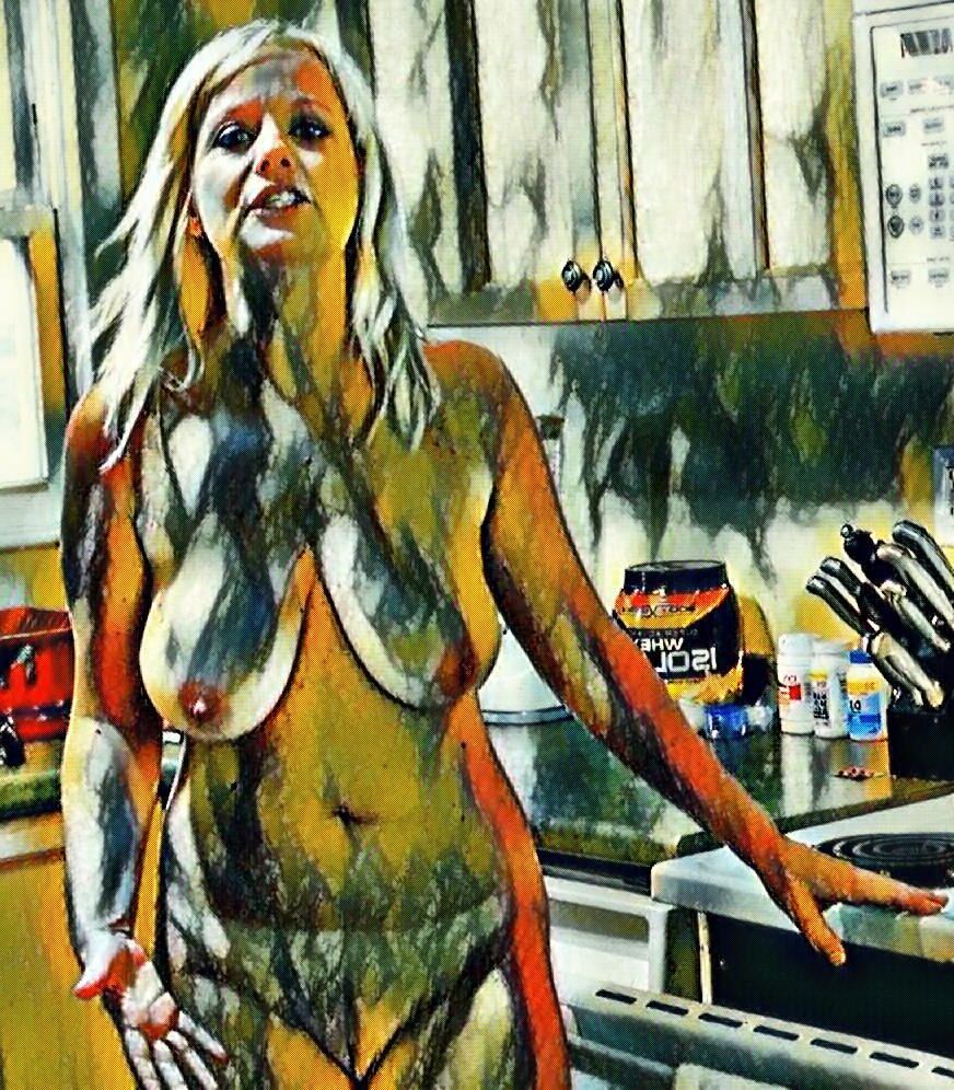 Hot ladies in the Kitchen#