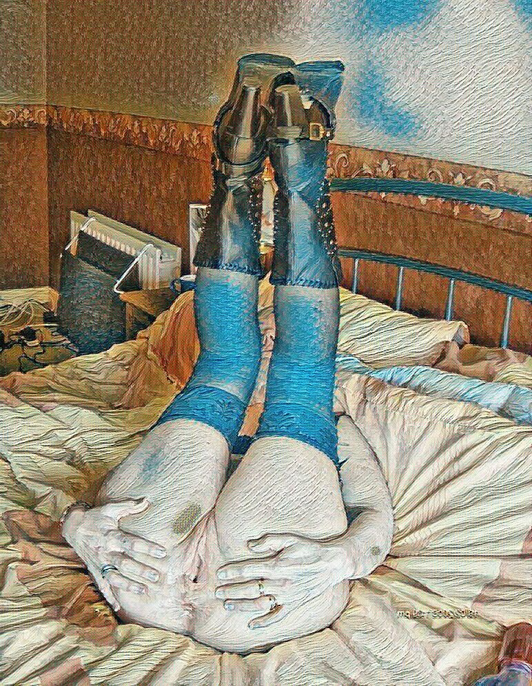horny girls with their legs up#