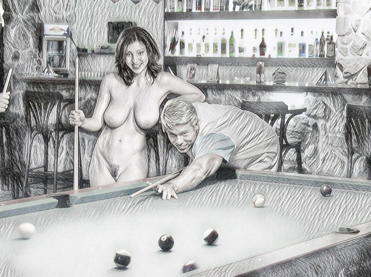 Люблю обнаженных девушек в Pooltable