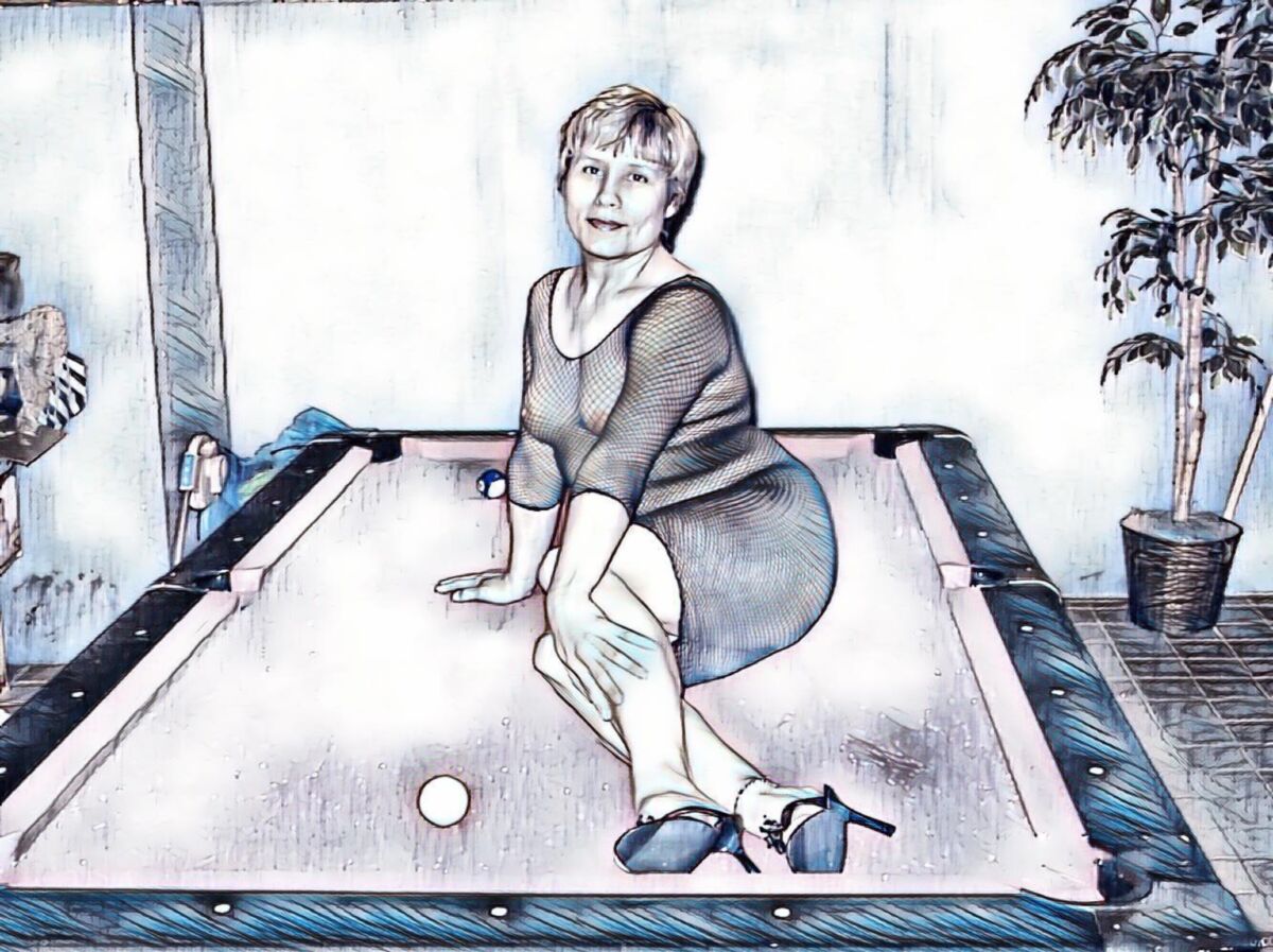Люблю обнаженных девушек в Pooltable