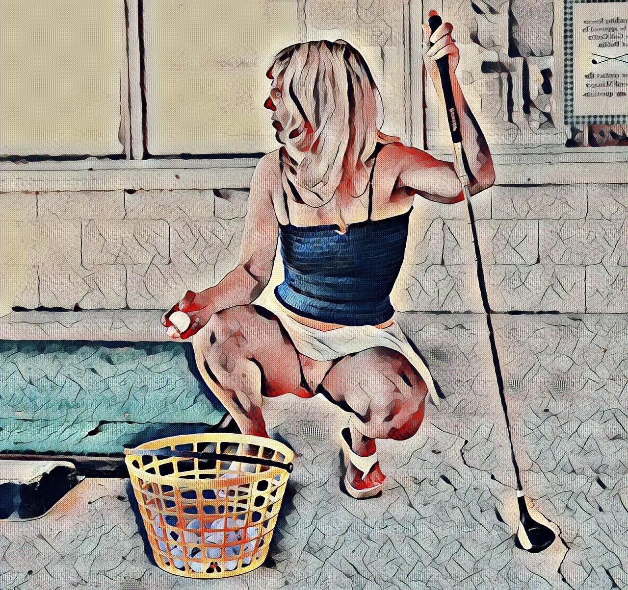 Dreaming of nude sexy ladies on the golfcourse#