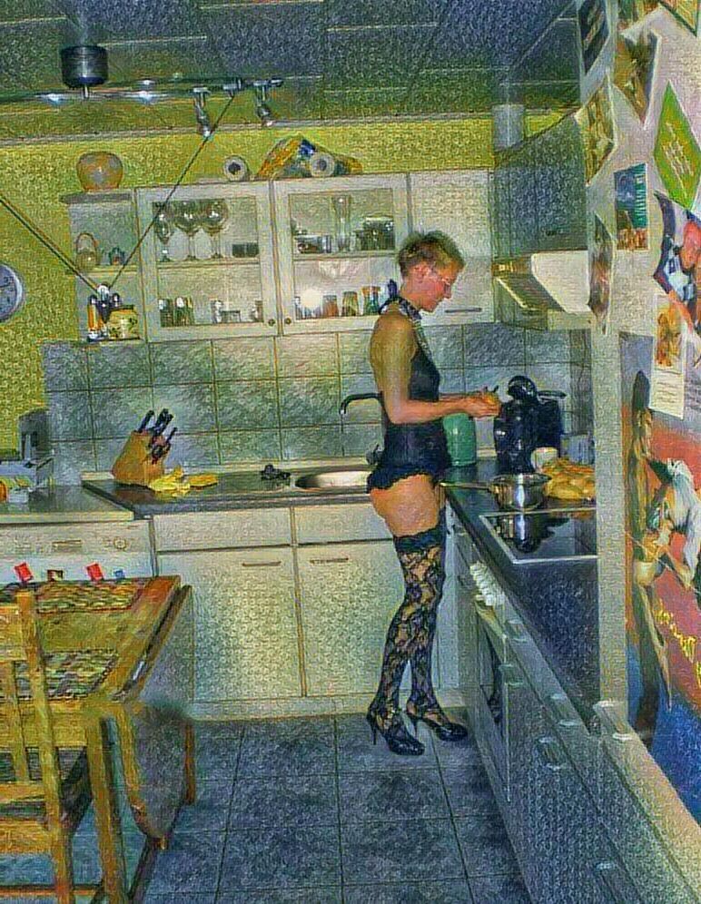 Damas calientes en la cocina